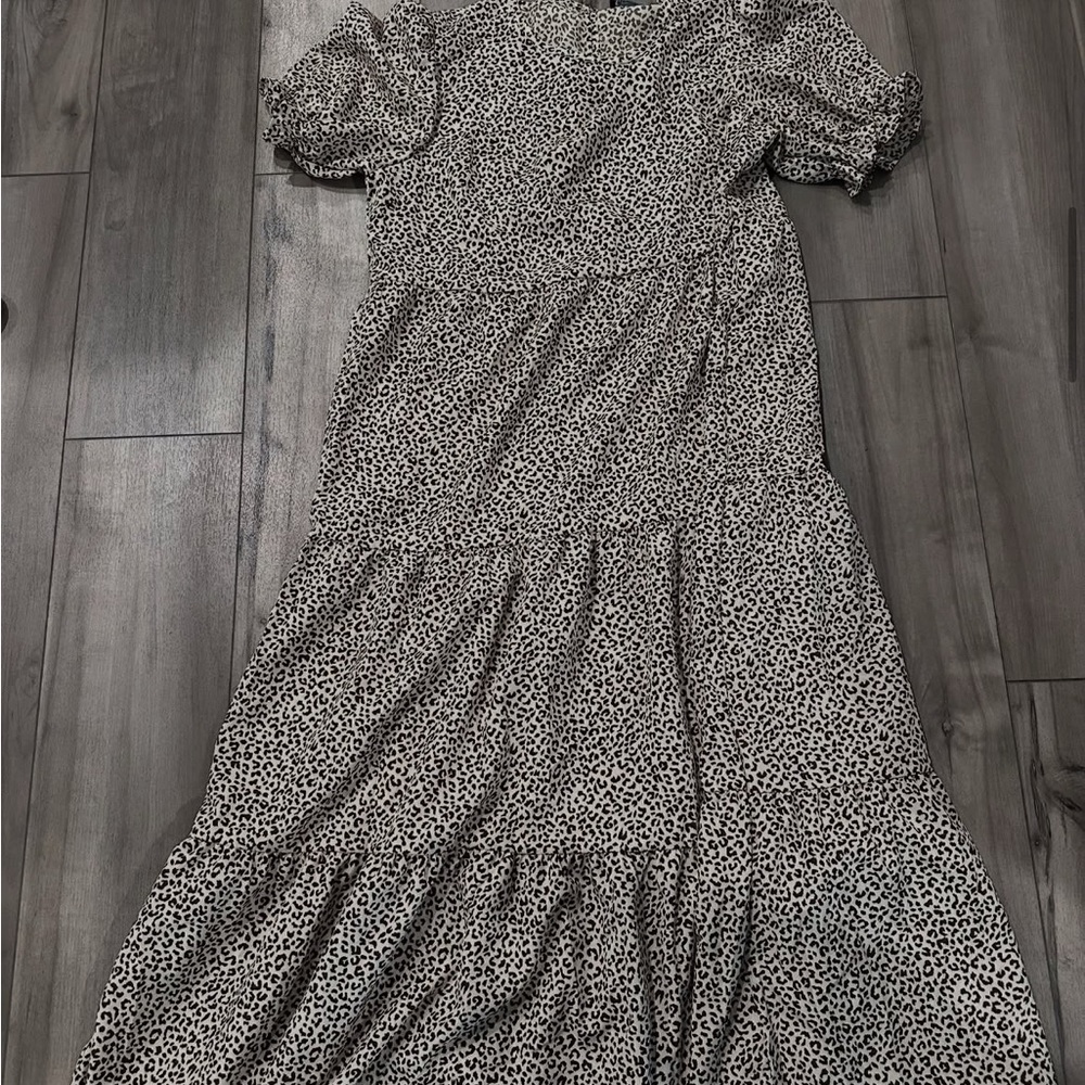 Elegant Black and White Leopard Print Dress